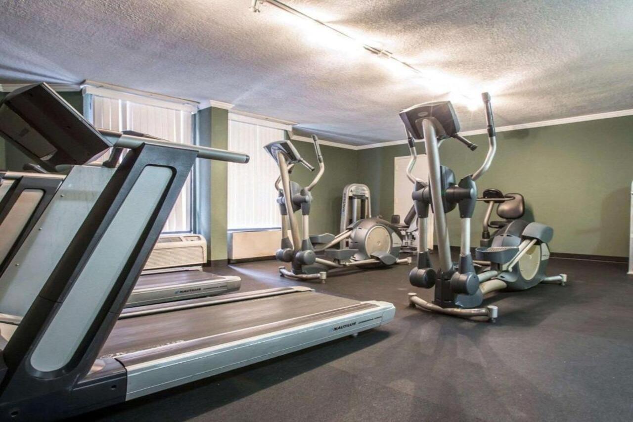 Clarion Inn Asheville Airport Флетчър Екстериор снимка