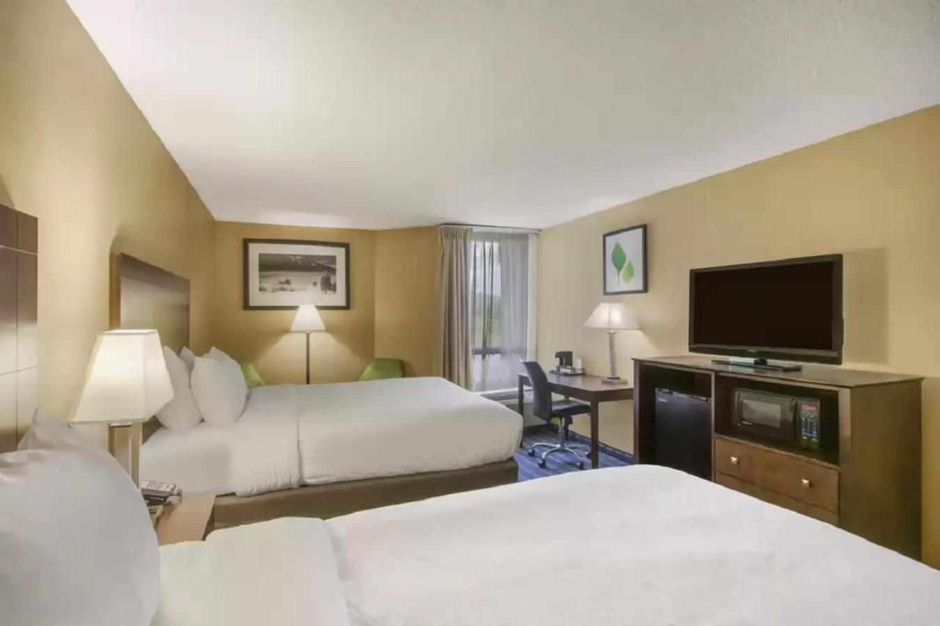 Clarion Inn Asheville Airport Флетчър Екстериор снимка