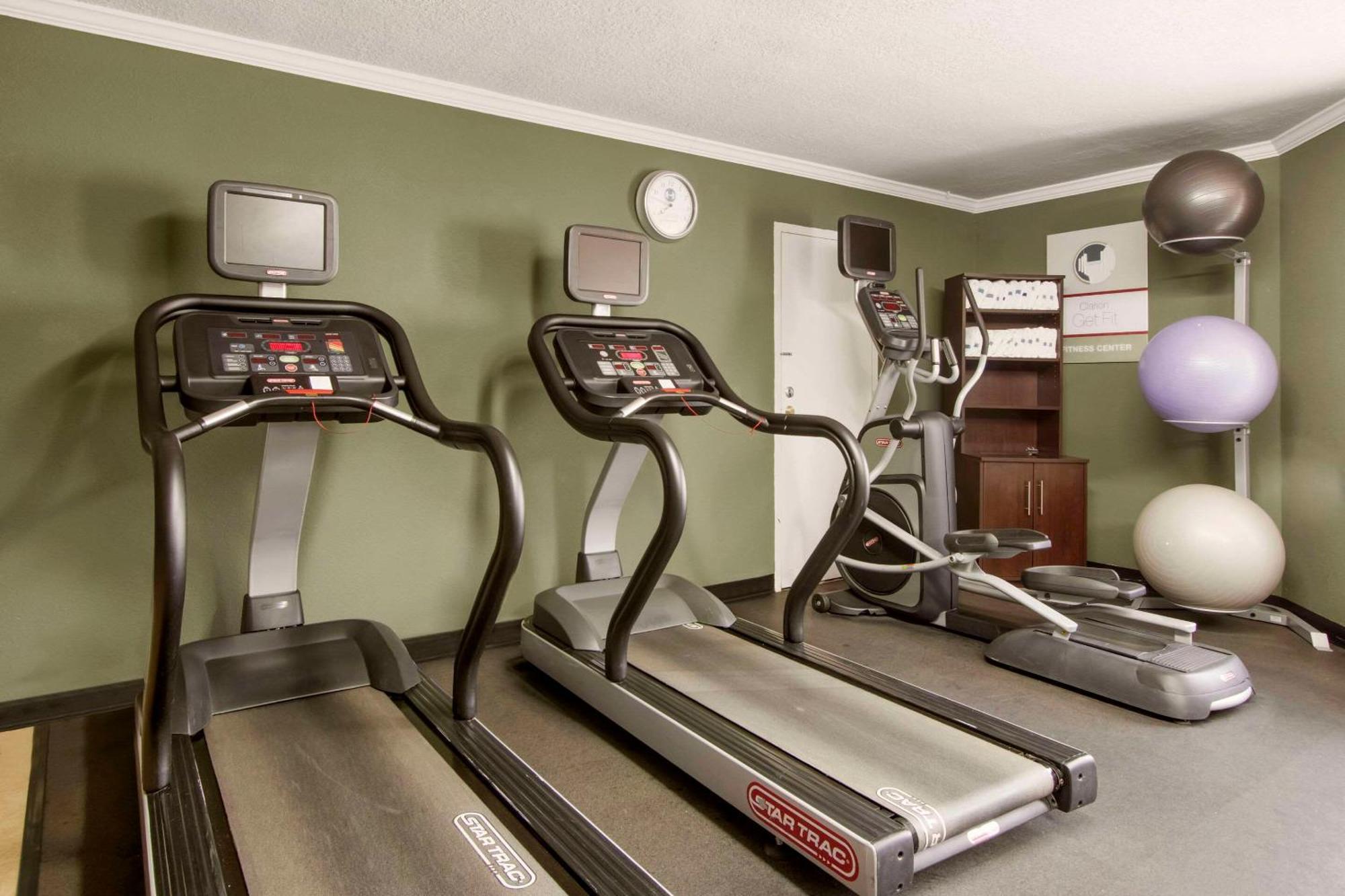 Clarion Inn Asheville Airport Флетчър Екстериор снимка