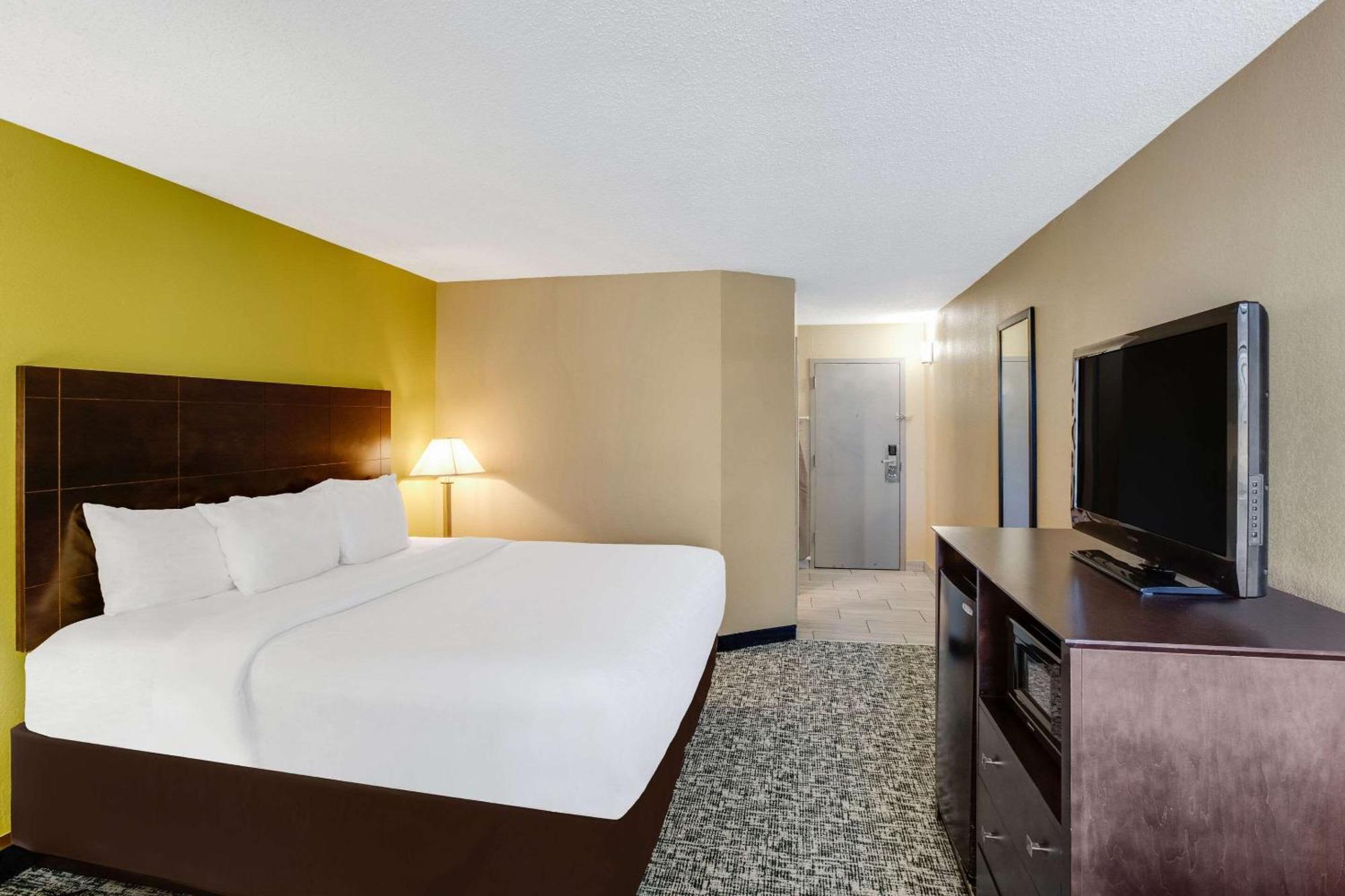 Clarion Inn Asheville Airport Флетчър Екстериор снимка