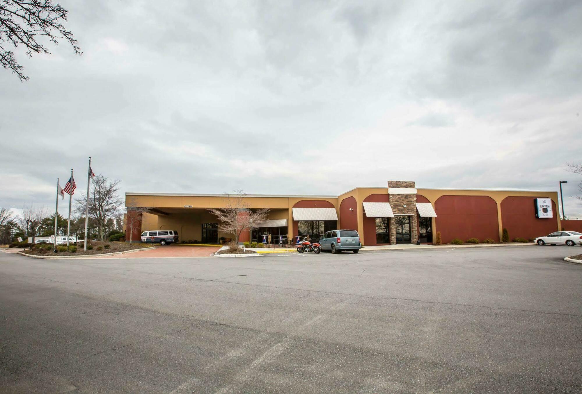 Clarion Inn Asheville Airport Флетчър Екстериор снимка